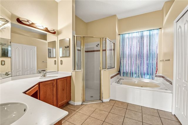 2792 Palisades Drive SE, Palm Bay, FL 32909