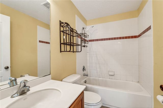 2792 Palisades Drive SE, Palm Bay, FL 32909