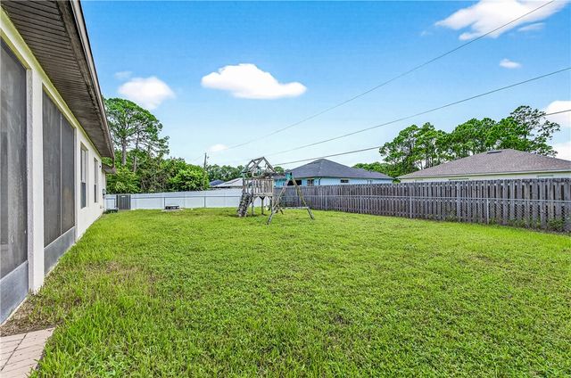 2792 Palisades Drive SE, Palm Bay, FL 32909