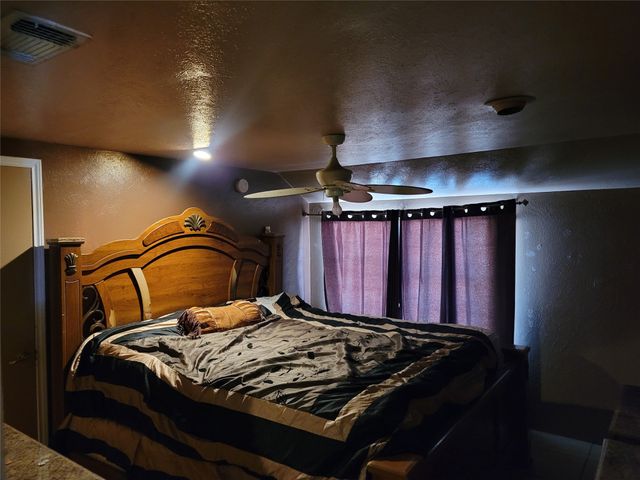 407 County Road 3330, Bridgeport, TX 76426