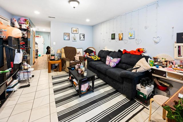2341 N MAJOR Avenue, Chicago, IL 60639