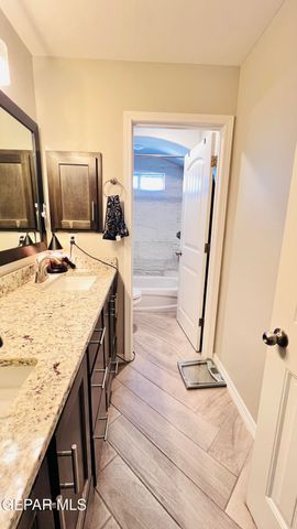 957 CROOKED RIVER Drive, El Paso, TX 79932