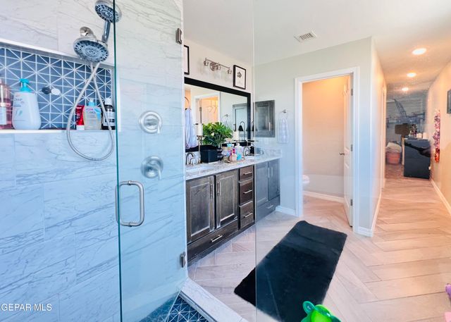 957 CROOKED RIVER Drive, El Paso, TX 79932