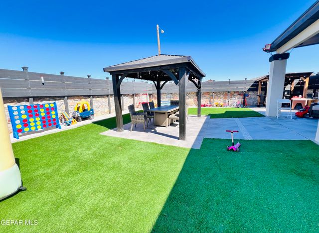 957 CROOKED RIVER Drive, El Paso, TX 79932