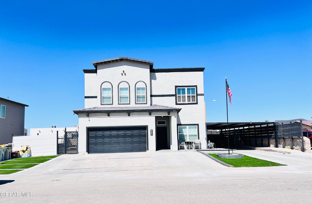 957 CROOKED RIVER Drive, El Paso, TX 79932