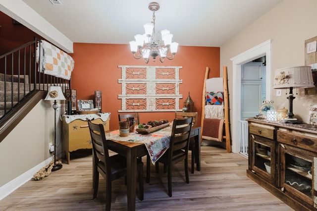 10819 Crown Colony DR 40, Austin, TX 78747