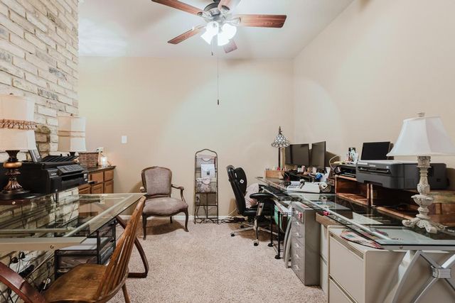 10819 Crown Colony DR 40, Austin, TX 78747