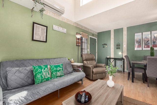 1745 E Glenn St Apt 235, Tucson, AZ 85719