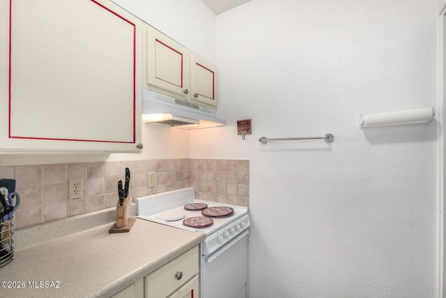 1745 E Glenn St Apt 235, Tucson, AZ 85719