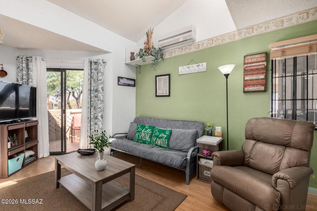 1745 E Glenn St Apt 235, Tucson, AZ 85719