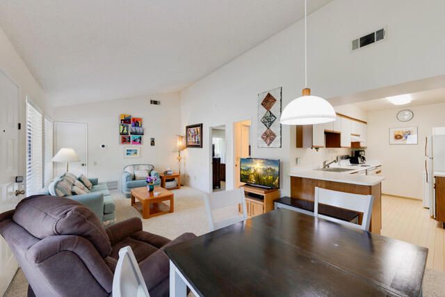 1150 E Amado Road 8a2, Palm Springs, CA 92262