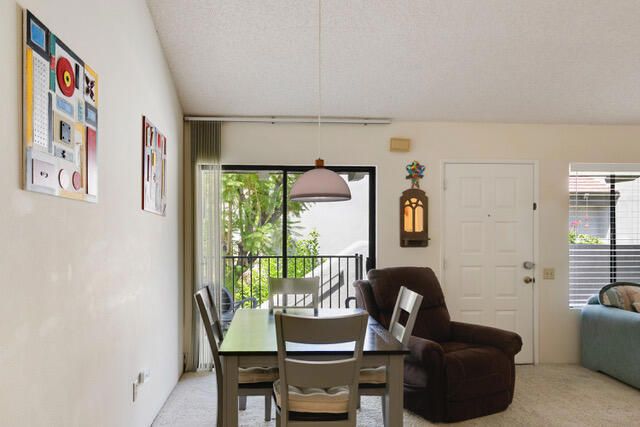 1150 E Amado Road 8a2, Palm Springs, CA 92262