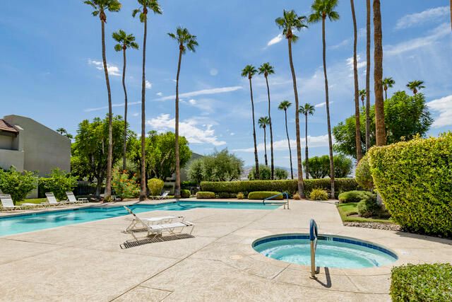 1150 E Amado Road 8a2, Palm Springs, CA 92262