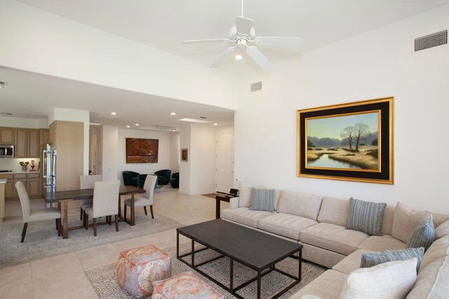 48200 Via Solana, La Quinta, CA 92253