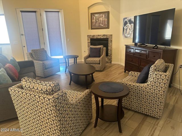 2715 W CHEYENNE Drive, Laveen, AZ 85339