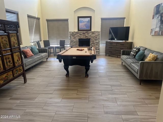 2715 W CHEYENNE Drive, Laveen, AZ 85339