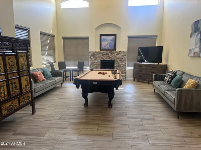 2715 W CHEYENNE Drive, Laveen, AZ 85339