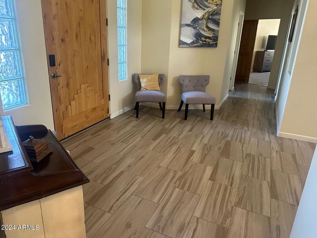 2715 W CHEYENNE Drive, Laveen, AZ 85339