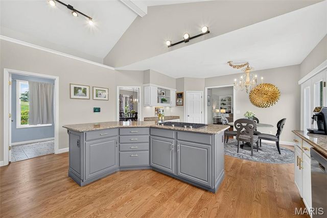 16801 Kehrsdale Drive, Chesterfield, MO 63005