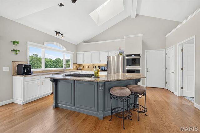 16801 Kehrsdale Drive, Chesterfield, MO 63005