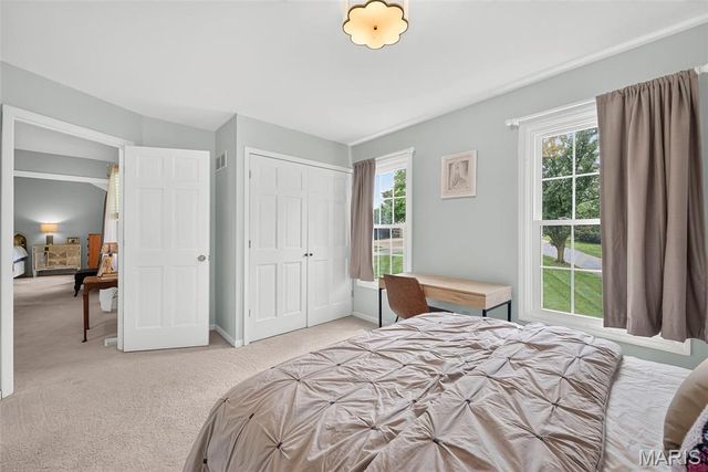 16801 Kehrsdale Drive, Chesterfield, MO 63005