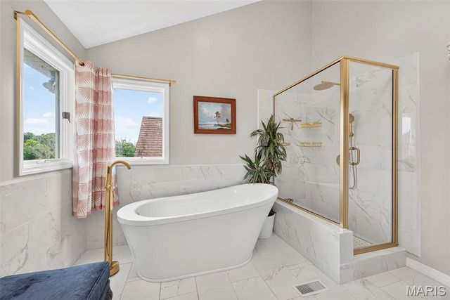 16801 Kehrsdale Drive, Chesterfield, MO 63005