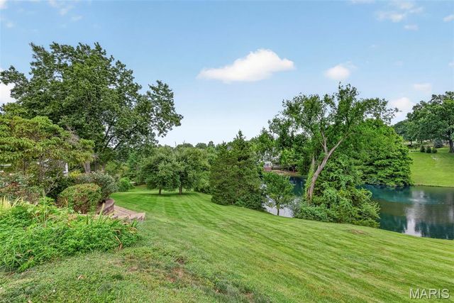 16801 Kehrsdale Drive, Chesterfield, MO 63005
