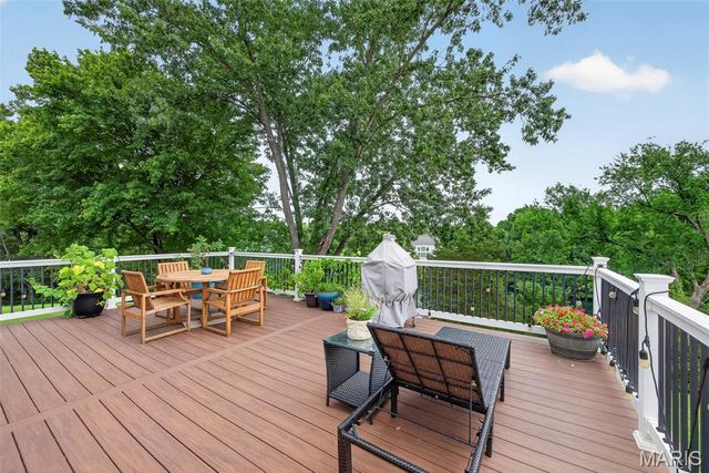16801 Kehrsdale Drive, Chesterfield, MO 63005