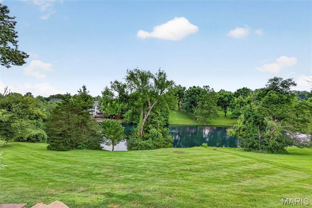 16801 Kehrsdale Drive, Chesterfield, MO 63005