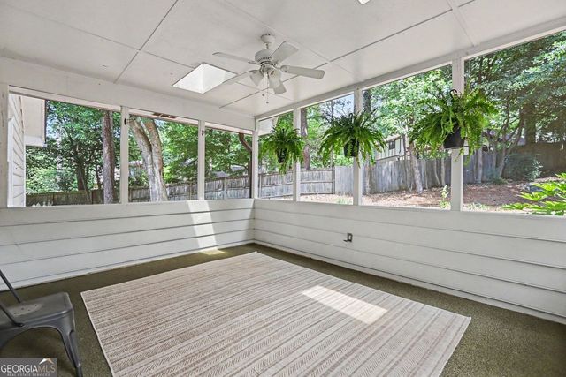 4647 Nantucket Drive SW, Lilburn, GA 30047