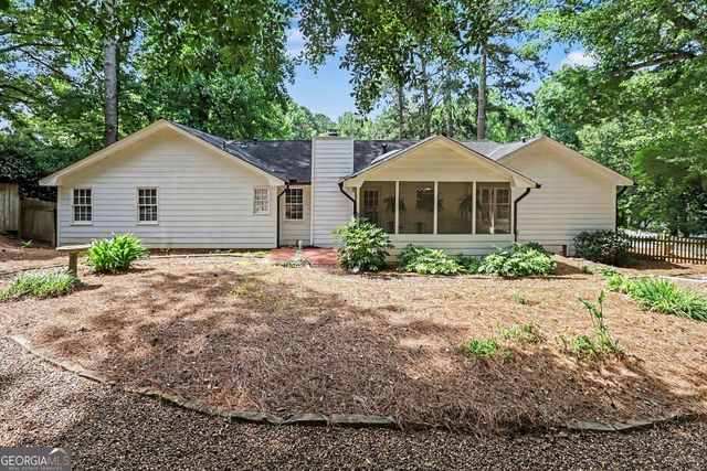 4647 Nantucket Drive SW, Lilburn, GA 30047