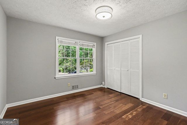4647 Nantucket Drive SW, Lilburn, GA 30047