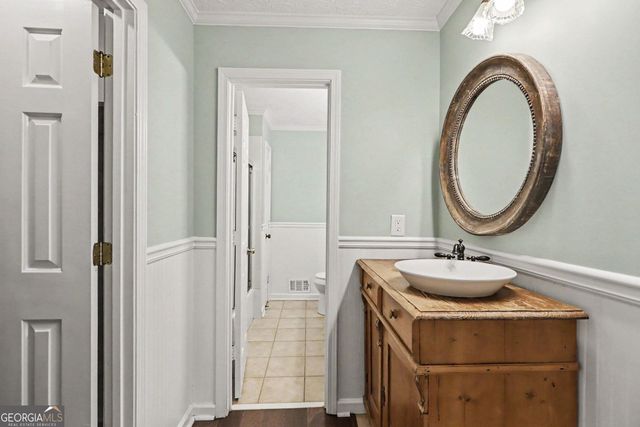 4647 Nantucket Drive SW, Lilburn, GA 30047