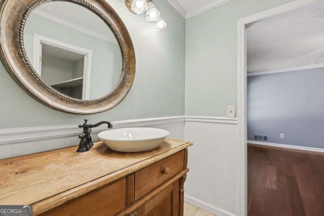 4647 Nantucket Drive SW, Lilburn, GA 30047