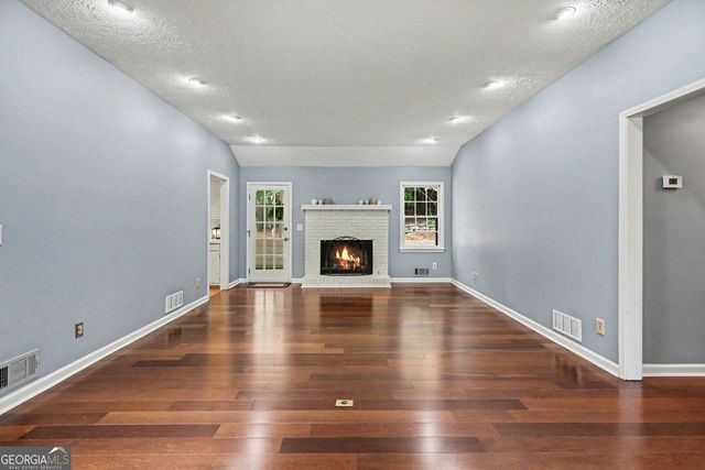 4647 Nantucket Drive SW, Lilburn, GA 30047