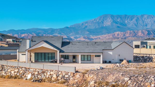 1481 W 840 S, Hurricane, UT 84737