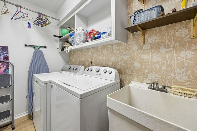 2909 Cambridgeshire Drive, Carrollton, TX 75007