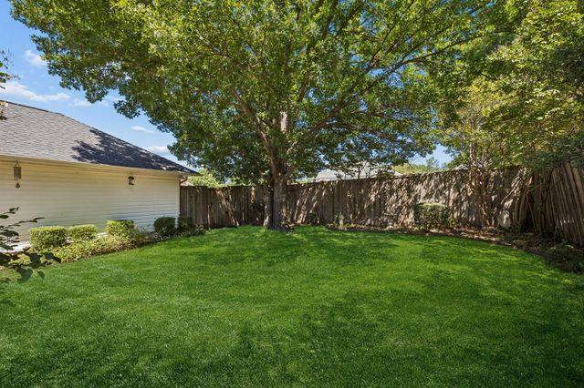 2909 Cambridgeshire Drive, Carrollton, TX 75007
