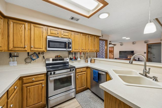 2909 Cambridgeshire Drive, Carrollton, TX 75007