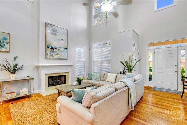 6 Roundtree Circle, Savannah, GA 31405