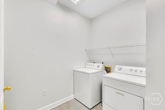 6 Roundtree Circle, Savannah, GA 31405