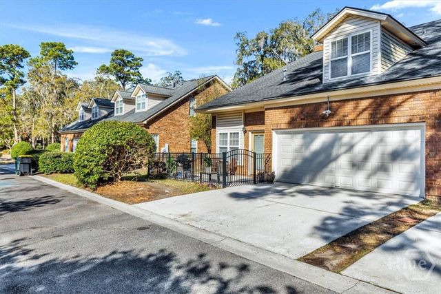 6 Roundtree Circle, Savannah, GA 31405