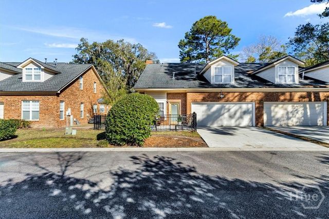 6 Roundtree Circle, Savannah, GA 31405