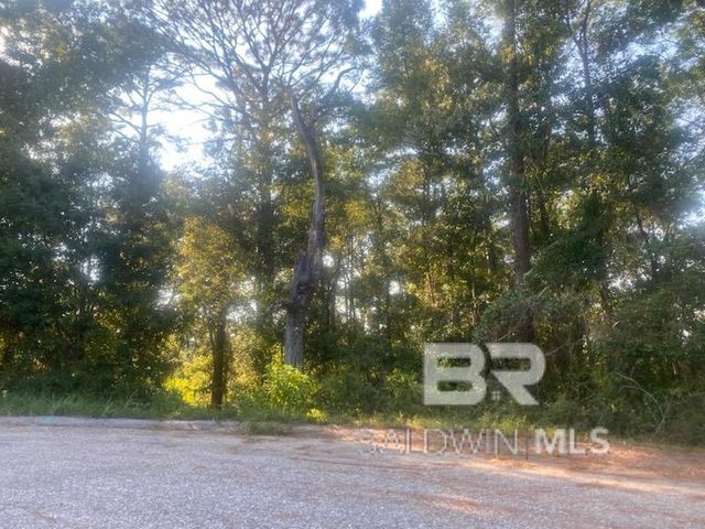 102 S Windgate Circle, Daphne, AL 36526