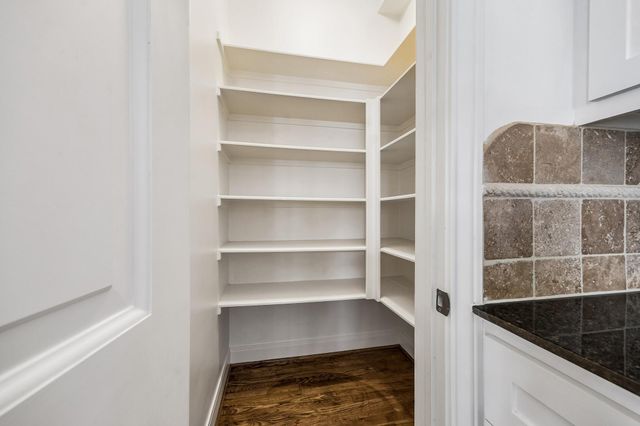 1647 Bonnie Brae Street, Houston, TX 77006