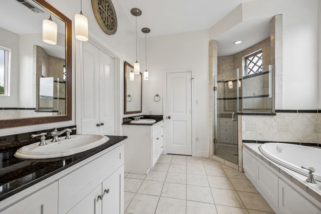 1647 Bonnie Brae Street, Houston, TX 77006