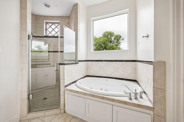 1647 Bonnie Brae Street, Houston, TX 77006
