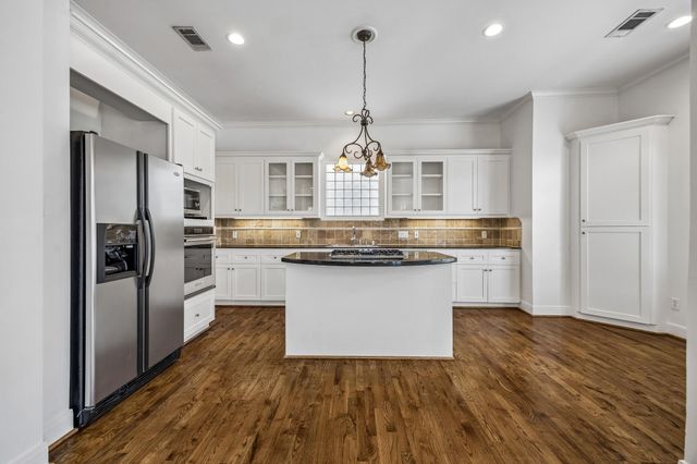 1647 Bonnie Brae Street, Houston, TX 77006