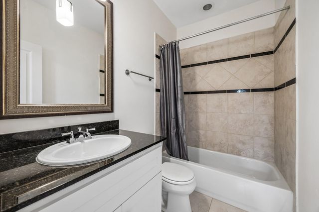 1647 Bonnie Brae Street, Houston, TX 77006