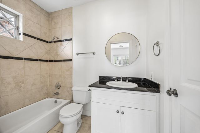 1647 Bonnie Brae Street, Houston, TX 77006